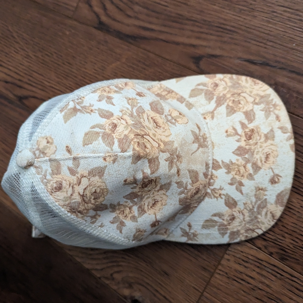 4/$20 Wild Fable women's caphap baseball trucker mom junior floral athleisure
